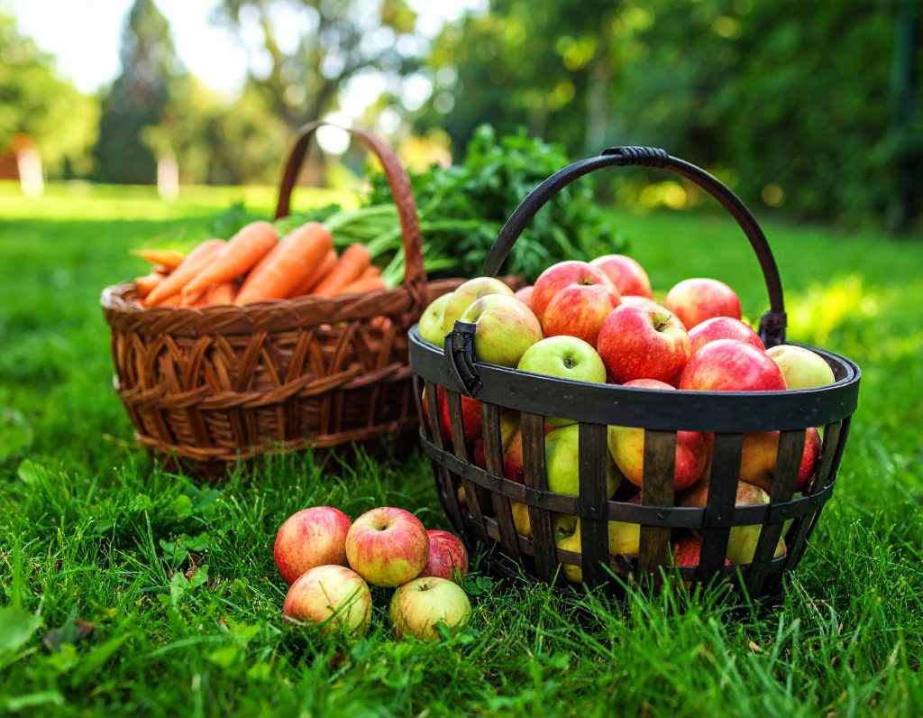 Why Apples Can Make Your Carrots Taste Bitter